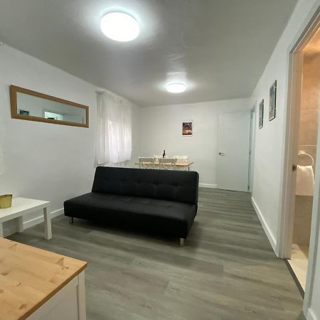 Apartmán Piso Junto Al Hospital Macarena Sevilla Exteriér fotografie