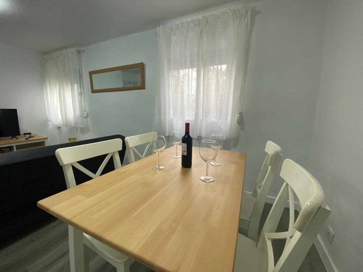Apartmán Piso Junto Al Hospital Macarena Sevilla Exteriér fotografie