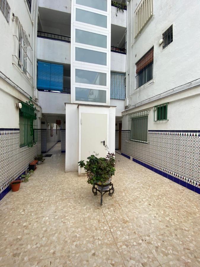 Apartmán Piso Junto Al Hospital Macarena Sevilla Exteriér fotografie